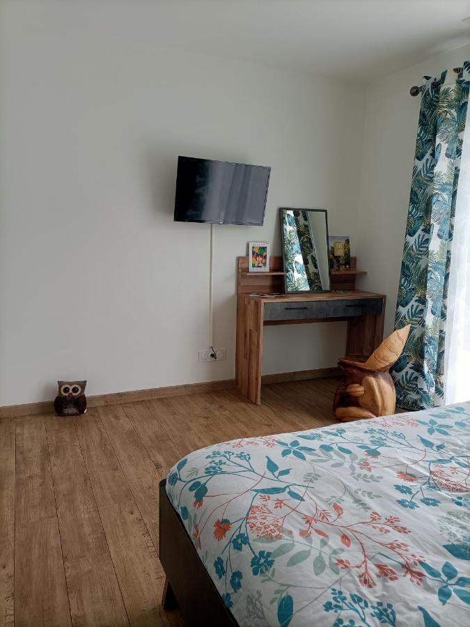 Suite Privative De 28M2 Climatisee, Proche Plage Et Commerces Audenge Exterior foto