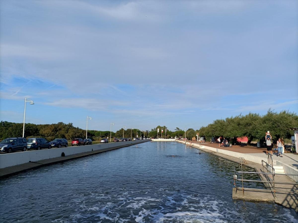 Suite Privative De 28M2 Climatisee, Proche Plage Et Commerces Audenge Exterior foto